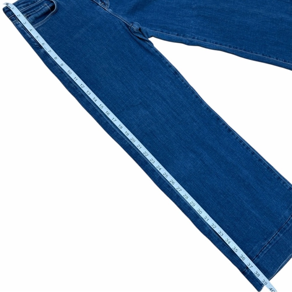 ✅SOLD✅L’Agence Madden High Rise Wide Leg Jean in Durango Size 28 - Picture 13 of 14